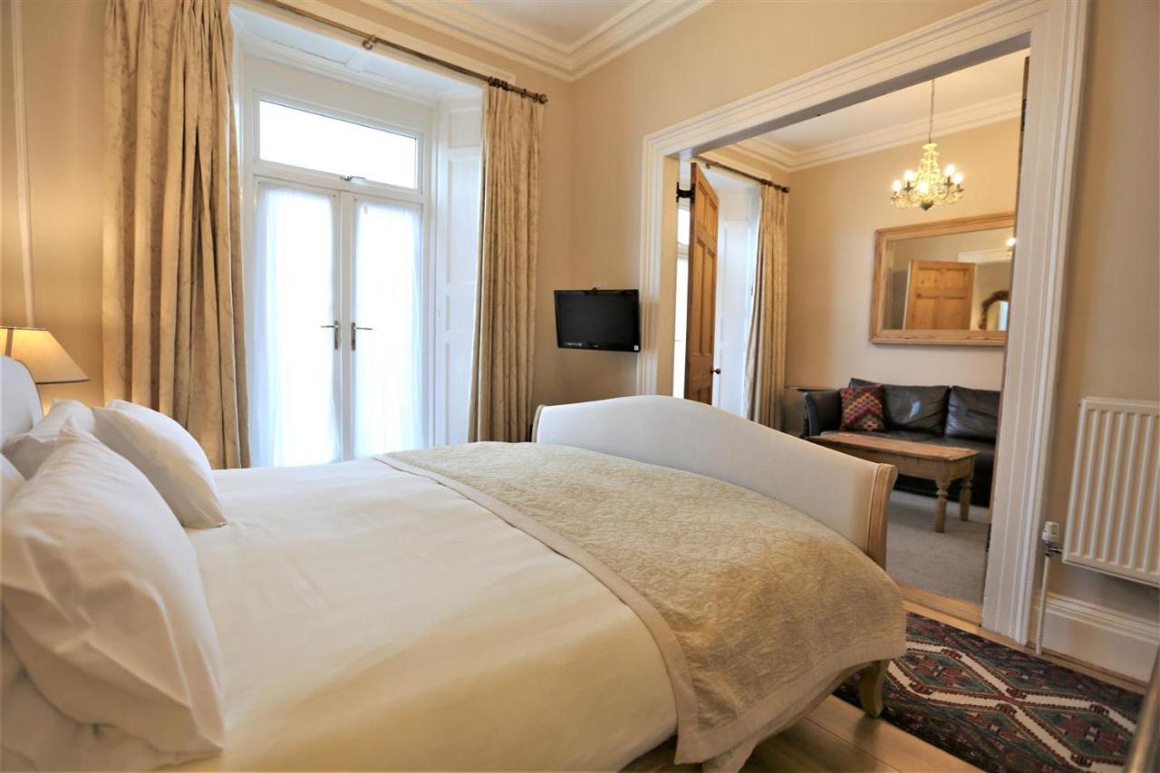 Ascot House Гостевой дом Торки