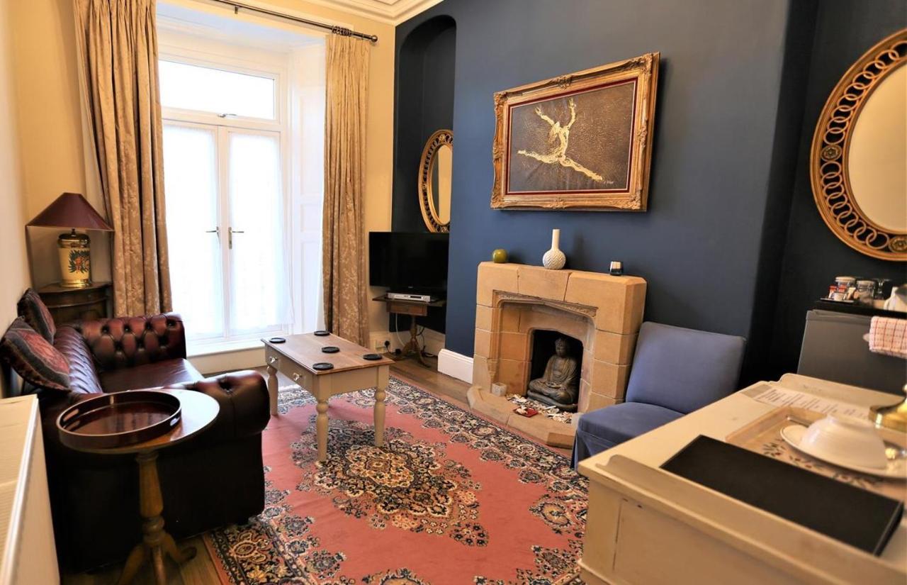 Ascot House Гостевой дом