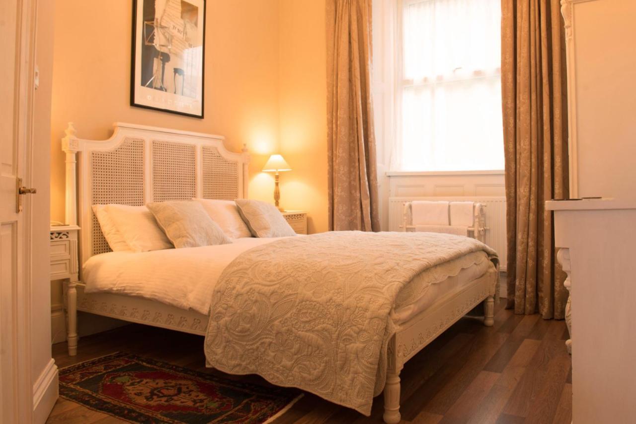 Ascot House Гостевой дом